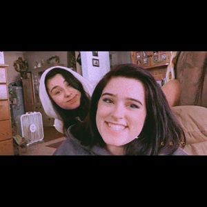 Meet your Posher, Avery